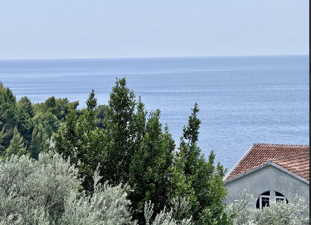 Biser Svetog Stefana: jednosoban stan sa panoramskim pogledom na more 8